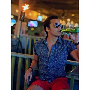 Meet your Posher, Julio